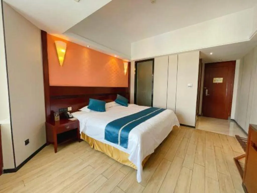 Sanya Yellow River Kyoto Hotel 5*,  Kina